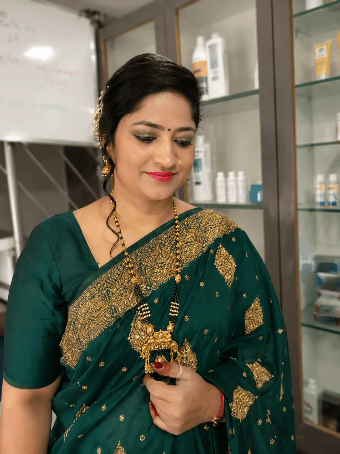 Bridal saree look makeup by Veena'z beauty studio